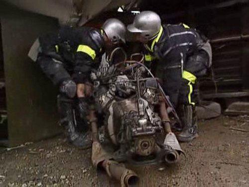 Scrapheap Challenge Season 1 Episode 3 - Power Pullers