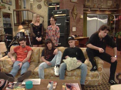 Married... with Children Season 6 Episode 18 - My Dinner With Anthrax