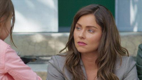 Juegos de amor y poder Season 1 Episode 22 - "Nuevas parejas"