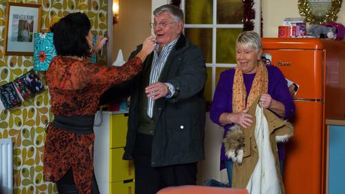 EastEnders Season 32 Episode 3 - 04/01/2016