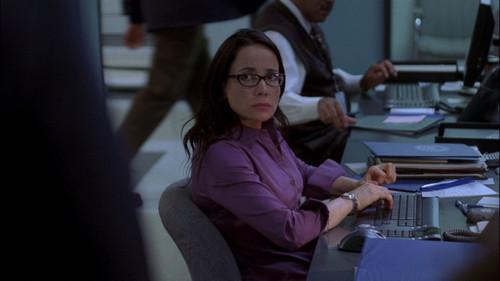 24 Season 7 Episode 5 - Day 7: 12:00 P.M.-1:00 P.M.