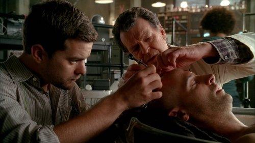 Fringe Season 1 Episode 7 - In Which We Meet Mr. Jones