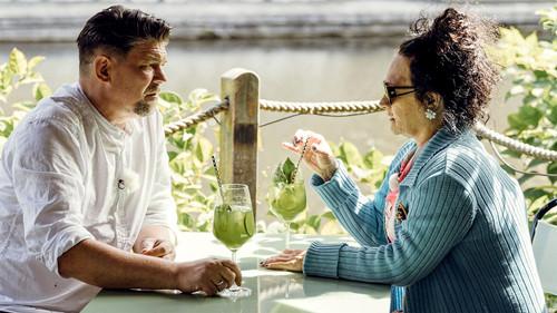 Background image for Tim Mälzer vs. Graciela Cucchiara