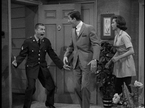 The Dick Van Dyke Show Season 1 Episode 26 - I Am My Brother's Keeper