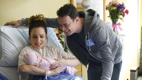 Life in Pieces Season 1 Episode 1 - Pilot