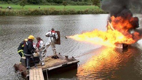 Ancient Aliens Season 3 Episode 9 - Aliens and Deadly Weapons