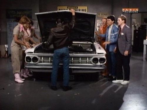 Happy Days Season 4 Episode 2 - Fonzie Loves Pinky  (2)