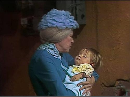 El Chavo del Ocho Season 6 Episode 11 - La Sobrina de la Bruja del 71 - parte 2