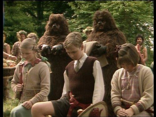 The Chronicles of Narnia Season 1 Episode 5 - The Lion, the Witch and the Wardrobe (5)