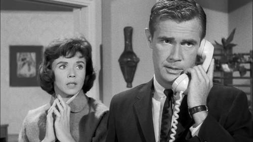 Perry Mason Season 4 Episode 5 - The Case of the Lavender Lipstick