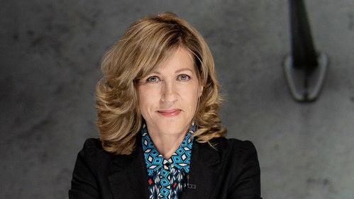 Dans les médias Season 5 Episode 6 - Episode 6