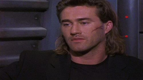 La Femme Nikita Season 4 Episode 21 - Up the Rabbit Hole (2)