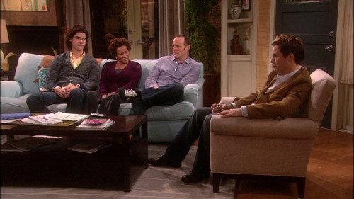 The New Adventures of Old Christine Season 5 Episode 13 - Truth or Dare