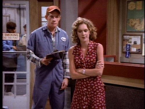 Wings Season 5 Episode 3 - Bye-Bye, Bunny