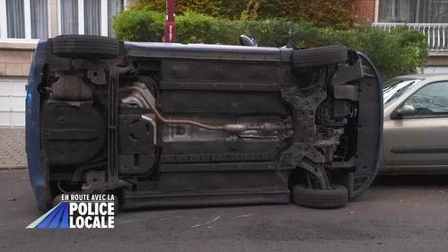 En route avec la police locale Season 4 Episode 4 - Episode 4