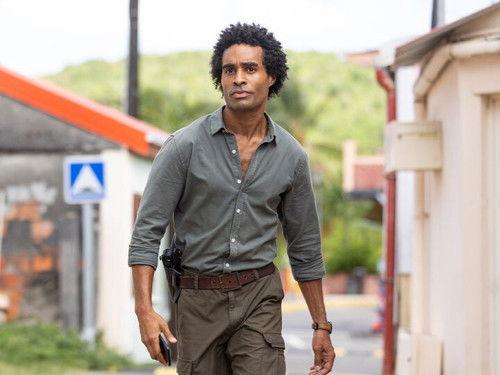 Deadly Tropics Season 7 Episode 4 - Episode 4