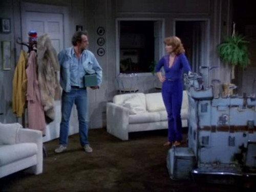 Taxi Season 2 Episode 12 - Elaine's Secret Admirer