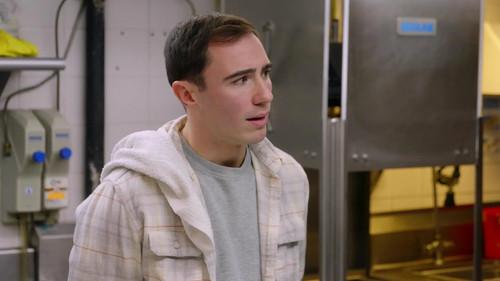 Help! I'm in a Secret Relationship! Season 3 Episode 23 - Frank & Arielle