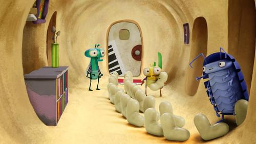 Lloyd of the Flies Season 1 Episode 18 - Maggotball