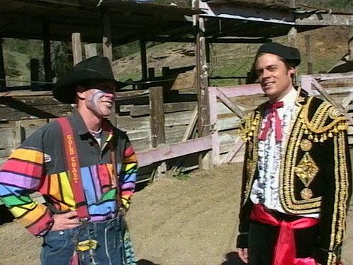 Jackass Season 2 Episode 8 - The Matador