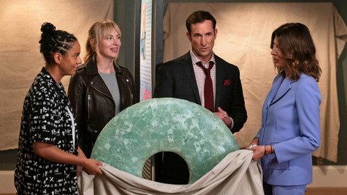 Leverage: Redemption Season 2 Episode 12 - The Museum Makeover Job (1)