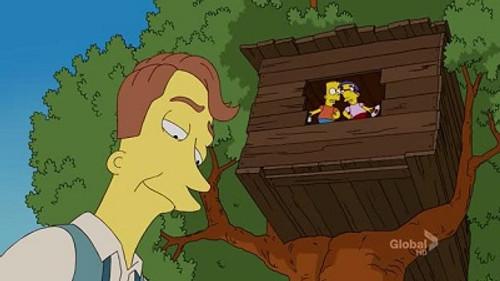 The Simpsons Season 21 Episode 22 - The Bob Next Door