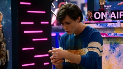 Warped! Season 1 Episode 2 - Challenged!