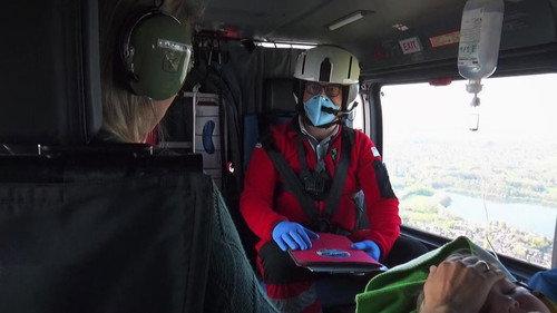 Die Rettungsflieger – Hilfe aus der Luft Season 2 Episode 8 - Episode 8