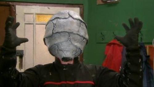 Ideal Season 3 Episode 4 - The Nest