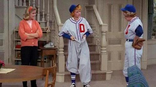 The Lucy Show Season 2 Episode 3 - Lucy and Viv Play Softball