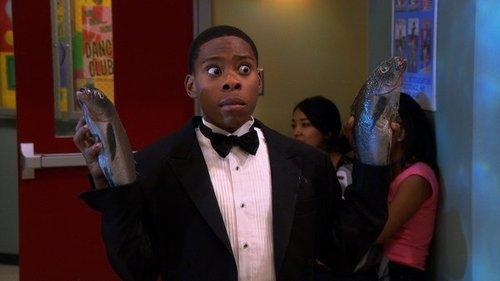 A.N.T. Farm Season 2 Episode 20 - restaurANTeur