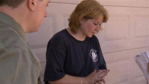 Hoarders Season 3 Episode 8 - Dawn and Linda