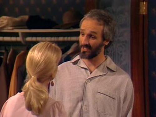 Family Ties Season 4 Episode 9 - Just One Look