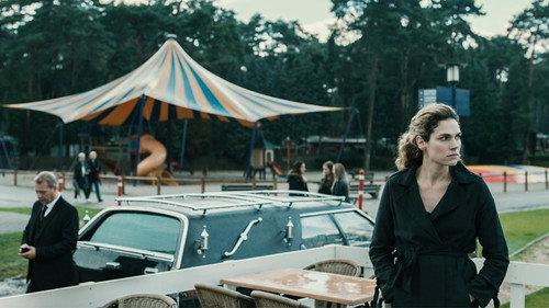 Undercover Season 1 Episode 6 - Sirens