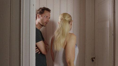 Neste sommer Season 3 Episode 7 - Breakup & Local Shop