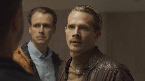 Under Fire Season 1 Episode 5 - Eel in Green