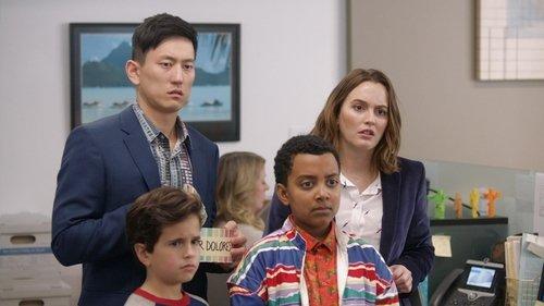 Single Parents Season 2 Episode 16 - Hip$ for Dolores