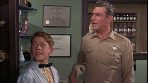 The Andy Griffith Show Season 8 Episode 19 - Opie's Drugstore Job