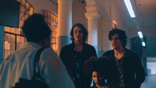 Kissing Game Season 1 Episode 5 - unfollow