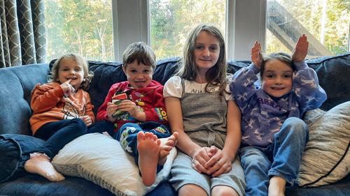 22 Kids and Counting Season 2 Episode 1 - 22 Kids & Counting at Christmas