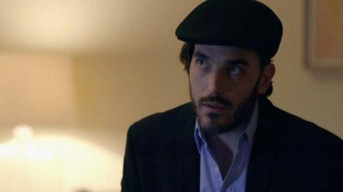 La piloto Season 2 Episode 15 - Episode 15