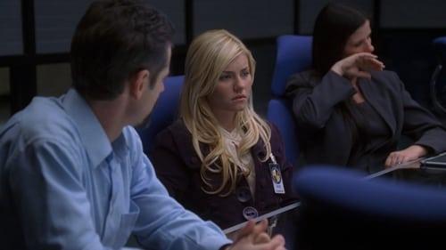 24 Season 5 Episode 13 - Day 5: 7:00 P.M.-8:00 P.M.