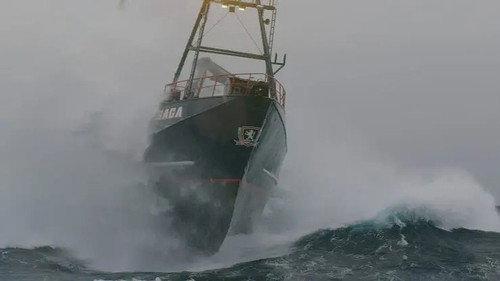 Deadliest Catch Season 14 Episode 14 - Supermoon Storm