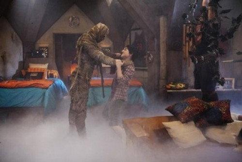 Pair of Kings Season 1 Episode 9 - Revenge of the Mummy
