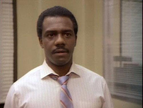 Sledge Hammer! Season 1 Episode 2 - Hammer Gets Nailed