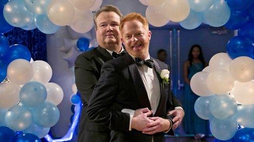 Modern Family Season 7 Episode 20 - Promposal