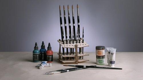 How It's Made Season 29 Episode 7 - Artist Brushes; DEF Tank Heaters; Game Tables; Art Glass Wall Sconces