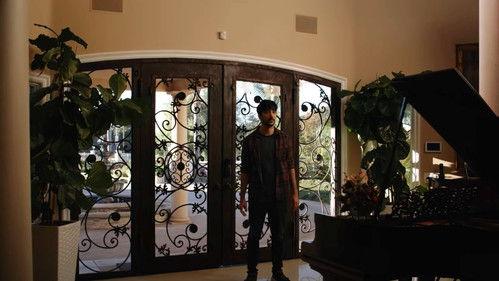 Doggy Bank Season 1 Episode 6 - Who Let the Dog Out?