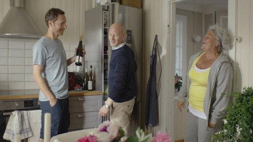 Neste sommer Season 2 Episode 9 - Going for a Walk & Proposal