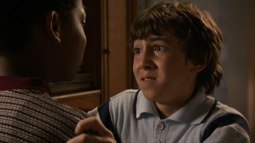 Everybody Hates Chris Season 1 Episode 10 - Everybody Hates Greg